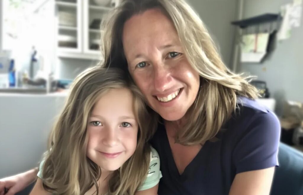 Elvia Nichols with her daughter